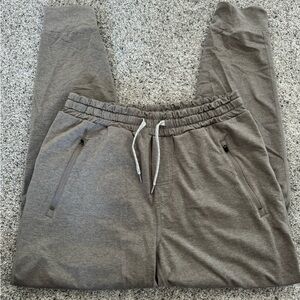 Vuori Ponto Performance Jogger Pants